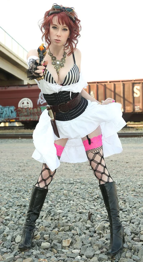 Zoey Nixon, Steam Spunk, Outdoor